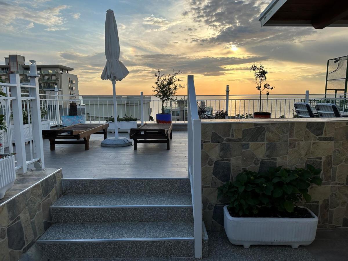 Paradise Rooftop Golem Golem  Exterior foto